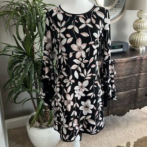 White House Black Market reversible dress with full back zipper